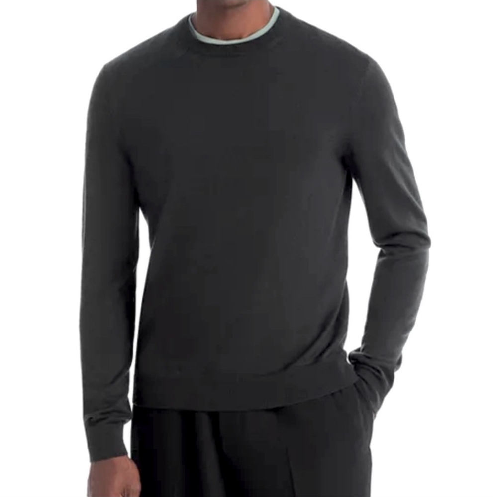 BLOOMINGDALE’S The Men’s Store Grey Crew Neck Merino Wool Sweater